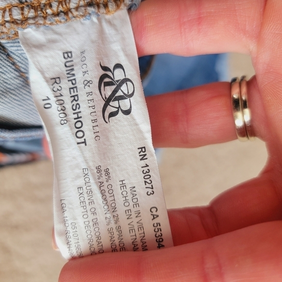 Rock & Republic Bumpershoot Denim Shorts 10 - Picture 6 of 11